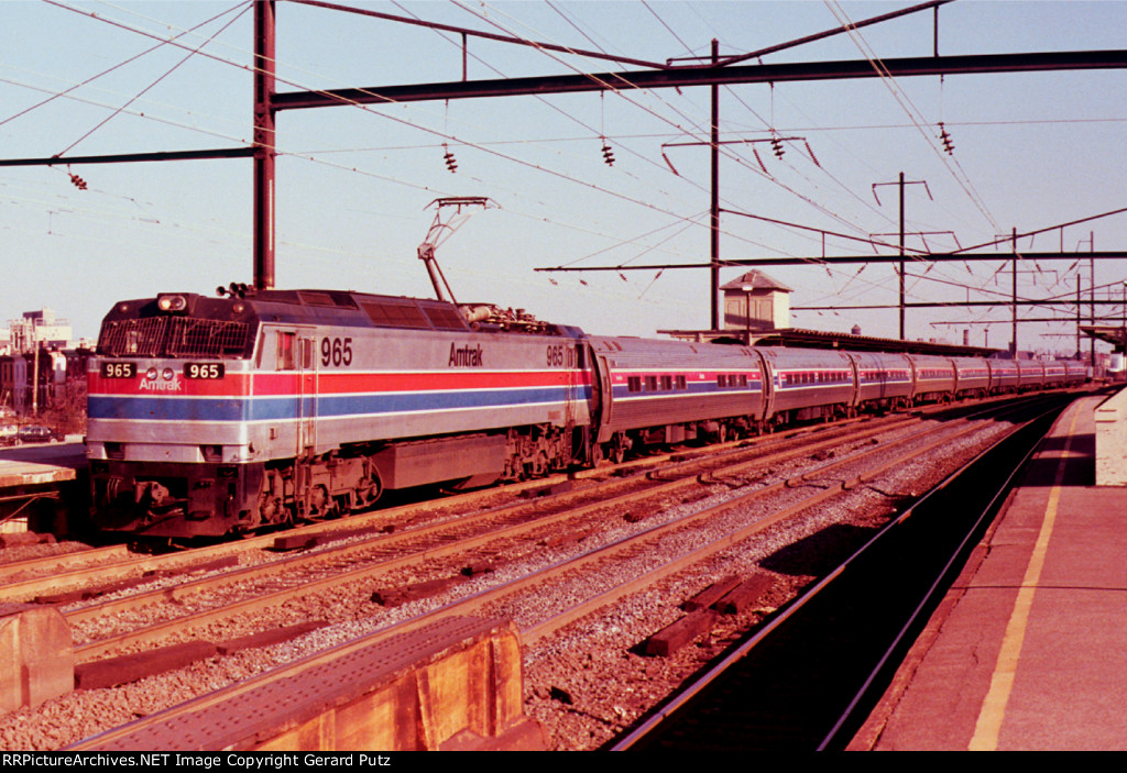 w/b Amtrak trann led by E60CH #965